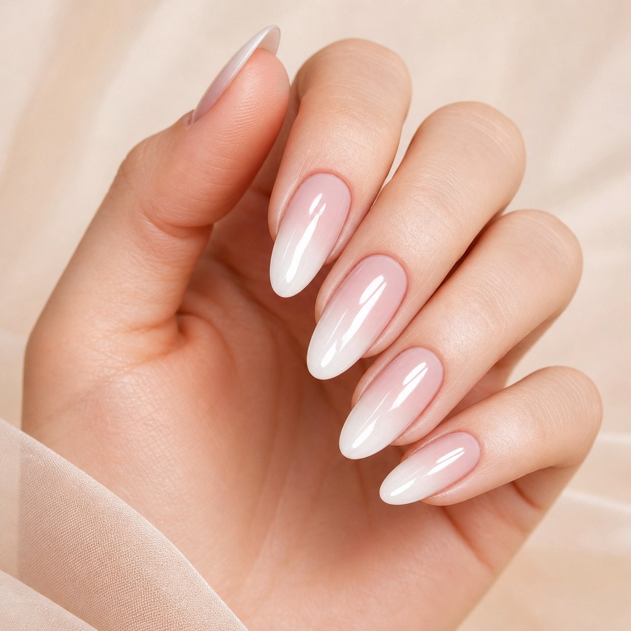 Gelnägel mit Farbverlauf, Classy Nails Studio